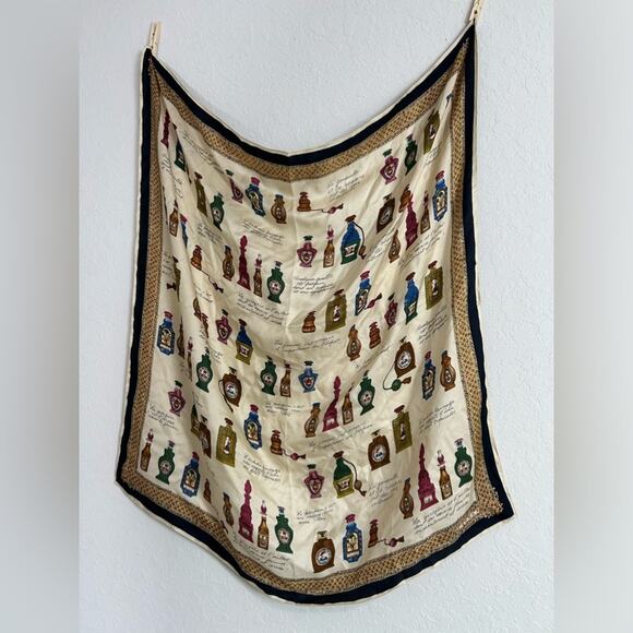 ECHO- Silky Square - XL scarf Shawl- perfume bottles- elegant- cream blue - Picture 9 of 9